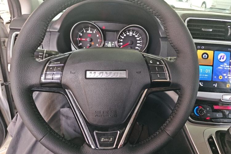 Used Haval M6 2019 1.5T DCT Two-Wheel Drive Value Edition China VI Standard Steering Wheel