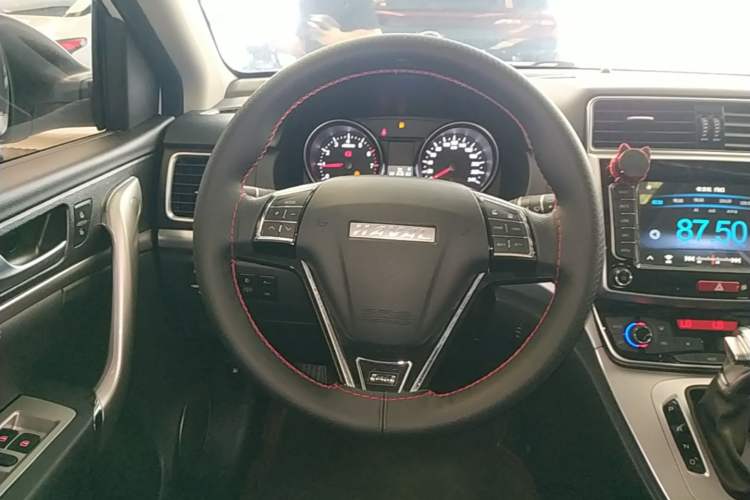 Used Haval M6 2019 1.5T DCT Two-Wheel Drive Elite Version China VI Standard Steering Wheel