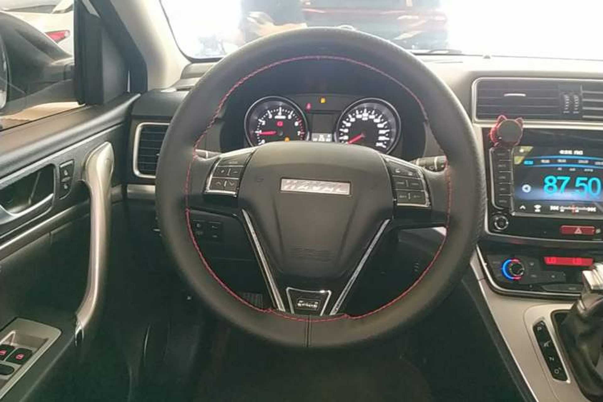 Used Haval M6 2019 1.5T DCT Two-Wheel Drive Elite Version China VI Standard Steering Wheel