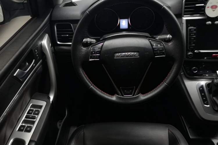 Used Haval M6 2019 1.5T DCT Two-Wheel Drive Elite Version China V Standard Steering Wheel
