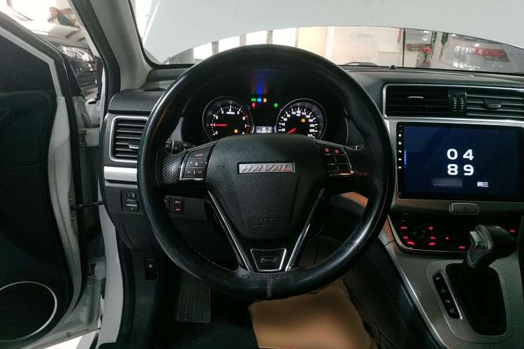 Used Haval M6 2019 1.5T DCT Two-Wheel Drive Value Edition China VI Standard Steering Wheel