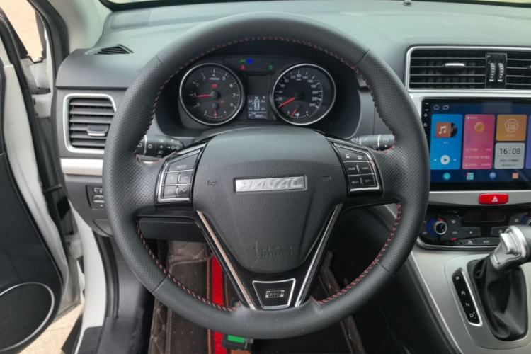 Used Haval M6 2019 1.5T DCT Two-Wheel Drive Elite Version China VI Standard Steering Wheel