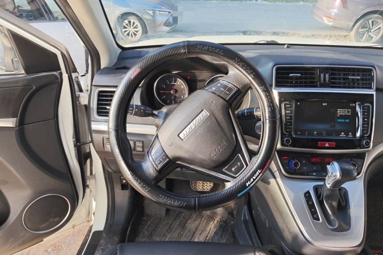 Used Haval M6 2019 1.5T DCT Two-Wheel Drive Value Edition China VI Standard Steering Wheel
