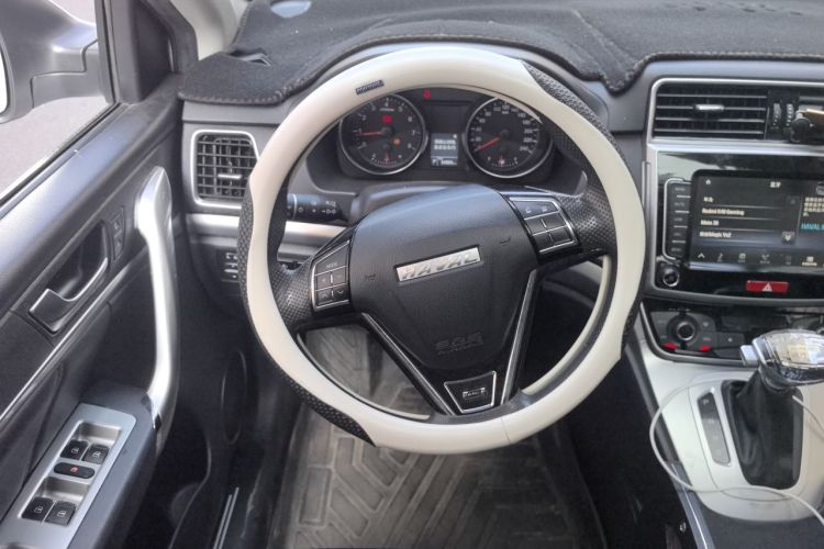 Used Haval M6 2019 1.5T DCT Two-Wheel Drive Value Edition China VI Standard Steering Wheel