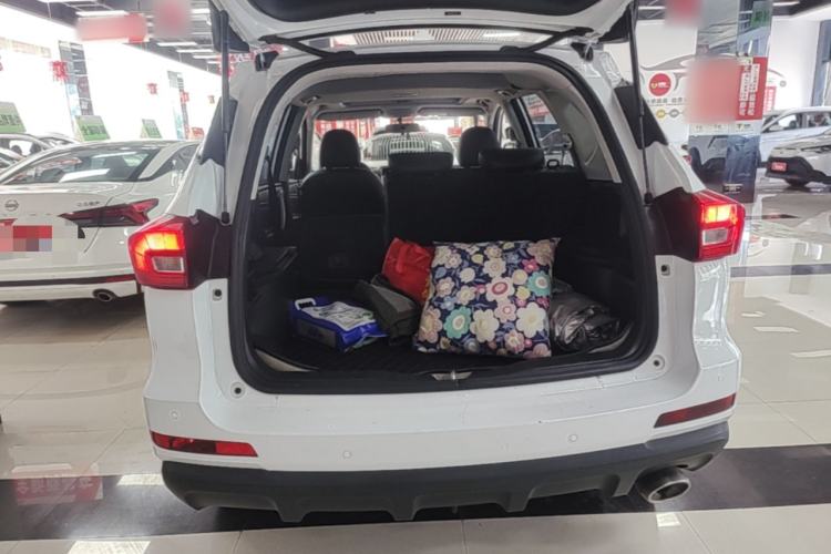 Used Haval M6 2019 1.5T DCT Two-Wheel Drive Value Edition China VI Standard Trunk
