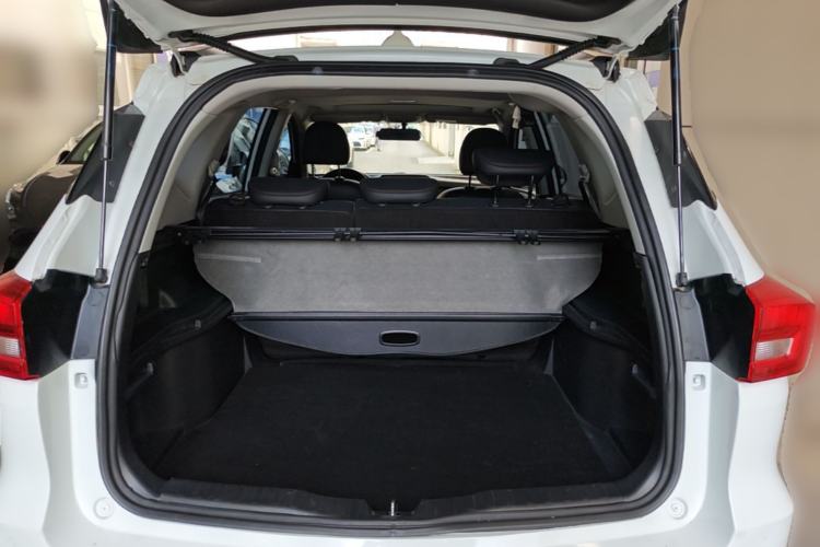 Used Haval M6 2019 1.5T DCT Two-Wheel Drive Elite Version China V Standard Trunk