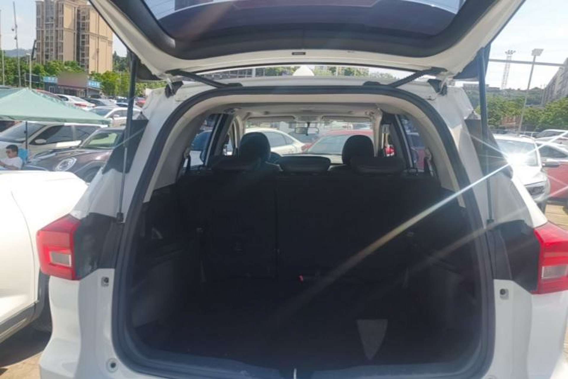 Used Haval M6 2019 1.5T DCT Two-Wheel Drive Value Edition China VI Standard Trunk