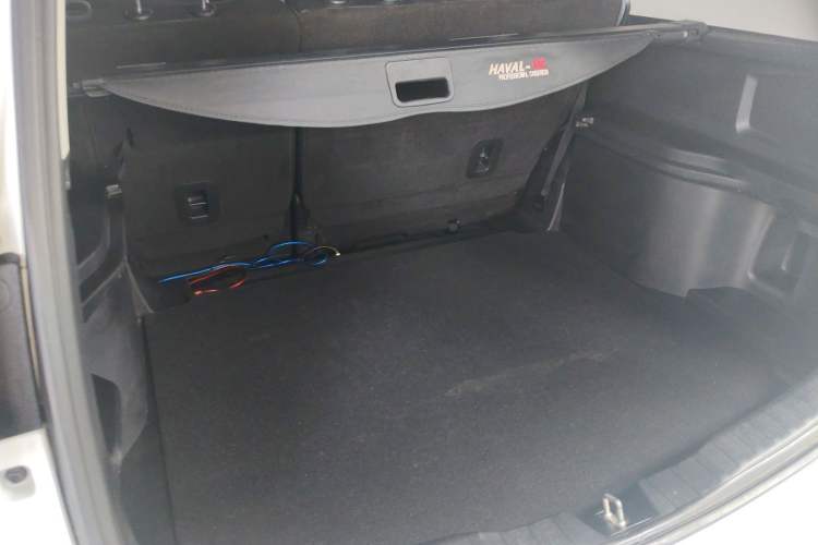 Used Haval M6 2019 1.5T DCT Two-Wheel Drive Value Edition China VI Standard Trunk