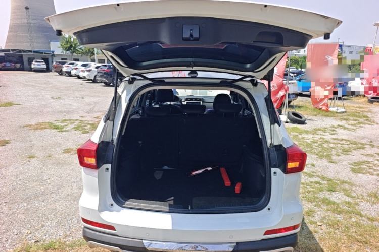 Used Haval M6 2019 1.5T DCT Two-Wheel Drive Elite Version China VI Standard Trunk