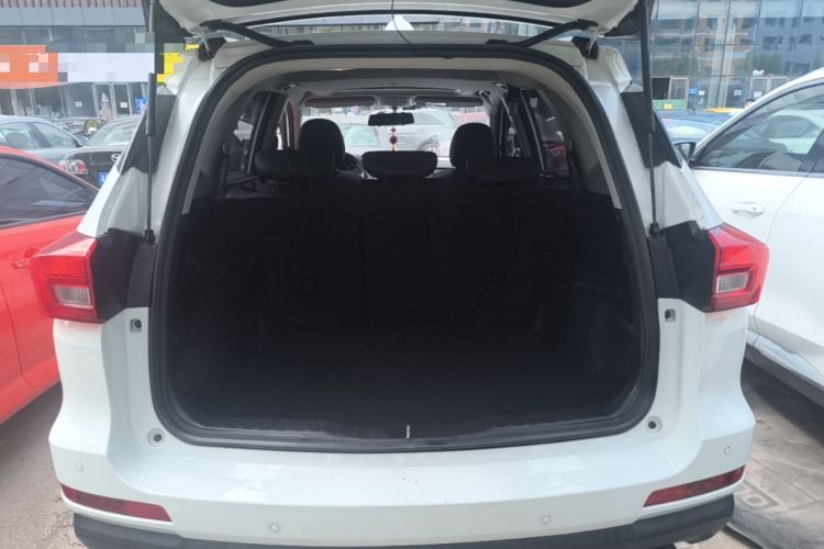 Used Haval M6 2019 1.5T DCT Two-Wheel Drive Value Edition China VI Standard Trunk
