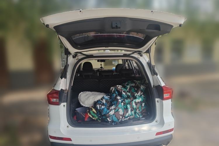 Used Haval M6 2019 1.5T DCT Two-Wheel Drive Value Edition China VI Standard Trunk