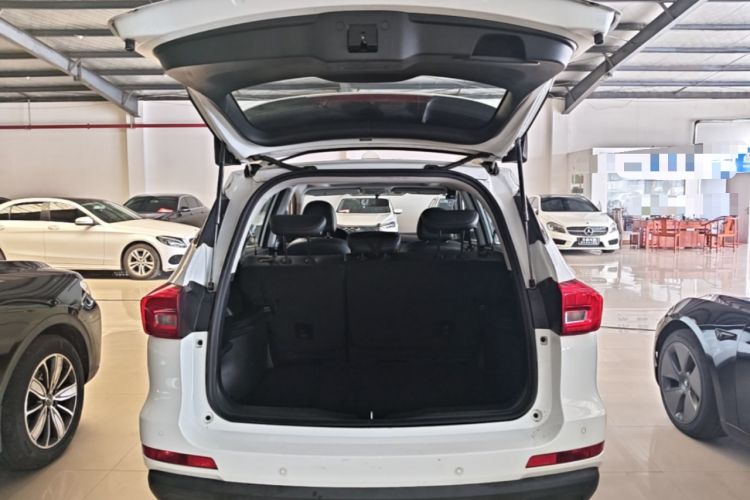 Used Haval M6 2019 1.5T DCT Two-Wheel Drive Elite Version China VI Standard Trunk