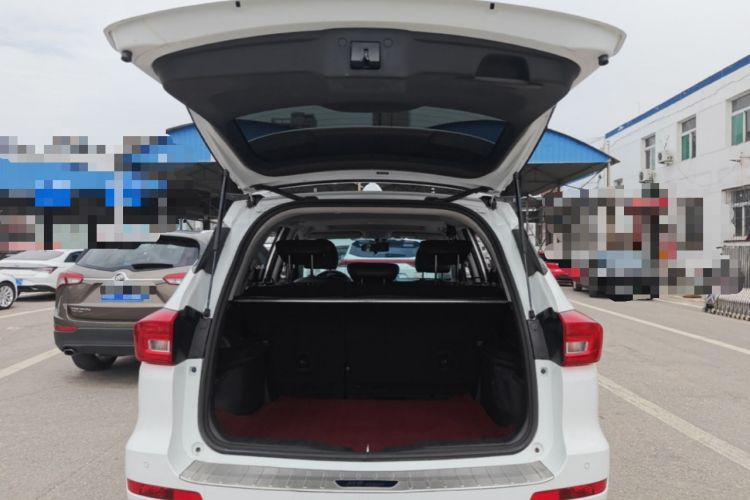 Used Haval M6 2019 1.5T DCT Two-Wheel Drive Elite Version China VI Standard Trunk