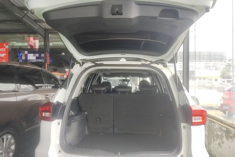 Used Haval M6 2019 1.5T DCT Two-Wheel Drive Elite Version China VI Standard Trunk
