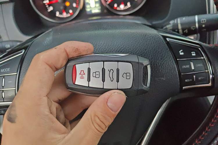 Used Haval M6 2019 1.5T Manual Two-Wheel Drive Elite Version China VI Standard Vehicle Key