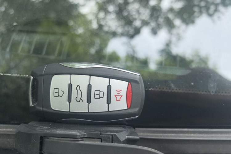 Used Haval M6 2019 1.5T DCT Two-Wheel Drive Value Edition China VI Standard Vehicle Key