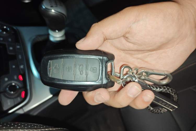 Used Haval M6 2019 1.5T Manual Two-Wheel Drive Elite Version China VI Standard Vehicle Key