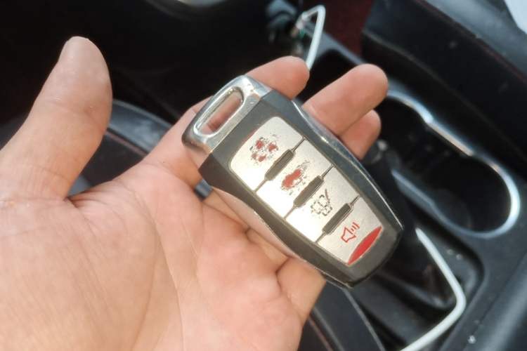 Used Haval M6 2019 1.5T DCT Two-Wheel Drive Elite Version China VI Standard Vehicle Key