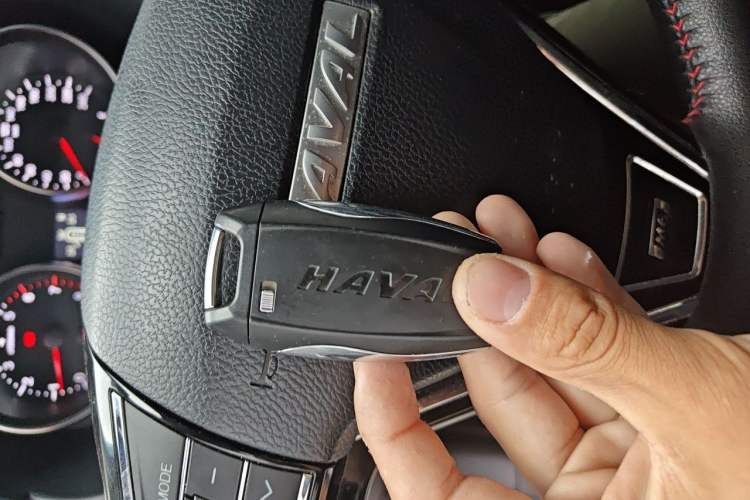 Used Haval M6 2019 1.5T DCT Two-Wheel Drive Elite Version China VI Standard Vehicle Key