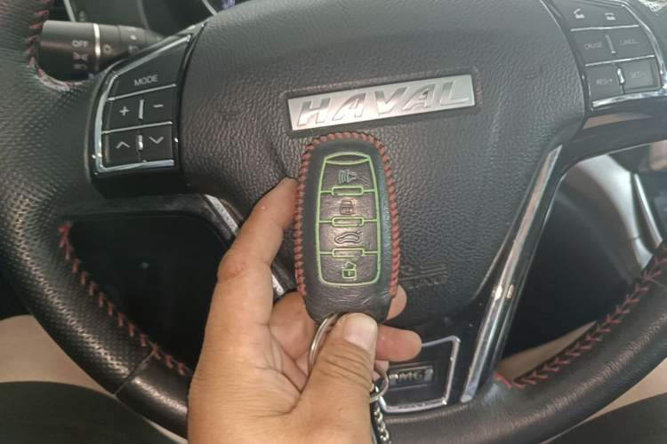 Used Haval M6 2019 1.5T DCT Two-Wheel Drive Elite Version China V Standard Vehicle Key