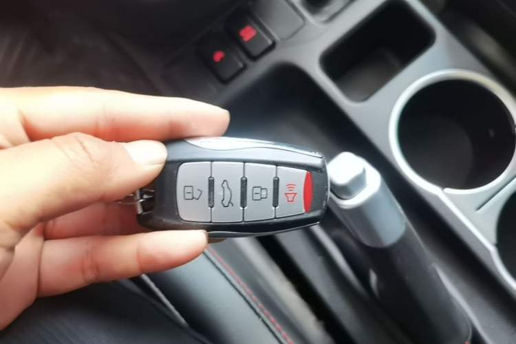 Used Haval M6 2019 1.5T DCT Two-Wheel Drive Value Edition China VI Standard Vehicle Key