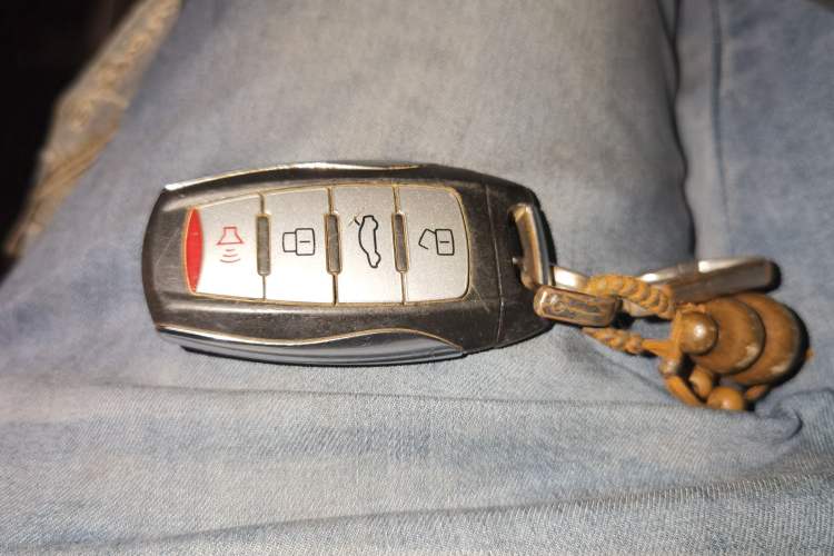 Used Haval M6 2019 1.5T Manual Two-Wheel Drive Elite Version China VI Standard Vehicle Key