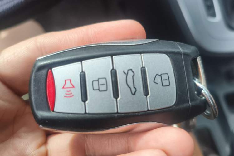 Used Haval M6 2019 1.5T DCT Two-Wheel Drive Value Edition China VI Standard Vehicle Key
