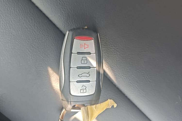 Used Haval M6 2019 1.5T DCT Two-Wheel Drive Value Edition China VI Standard Vehicle Key