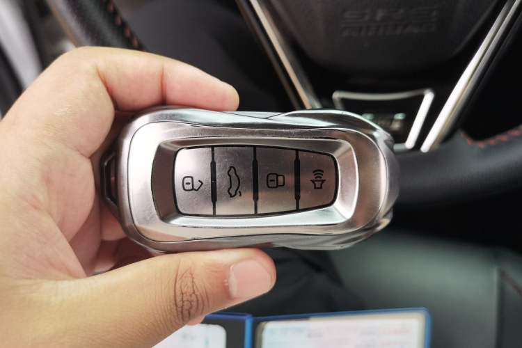 Used Haval M6 2019 1.5T Manual Two-Wheel Drive Elite Version China VI Standard Vehicle Key