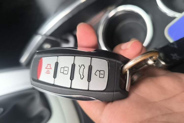 Used Haval M6 2019 1.5T DCT Two-Wheel Drive Value Edition China VI Standard Vehicle Key