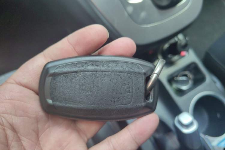 Used Haval M6 2019 1.5T DCT Two-Wheel Drive Urban Version China VI Standard Vehicle Key