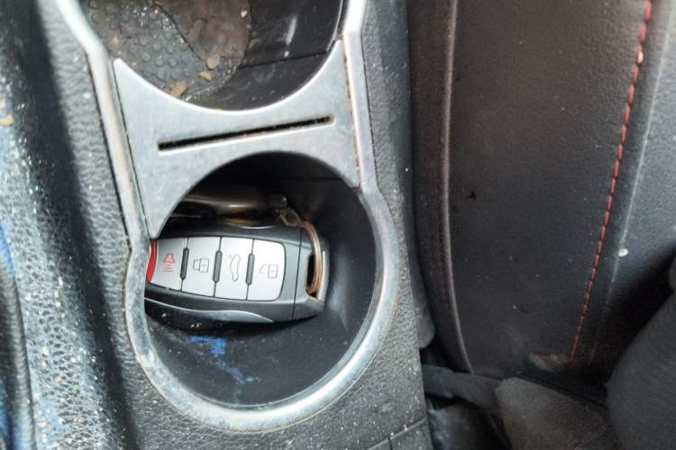 Used Haval M6 2019 1.5T Manual Two-Wheel Drive Elite Version China VI Standard Vehicle Key