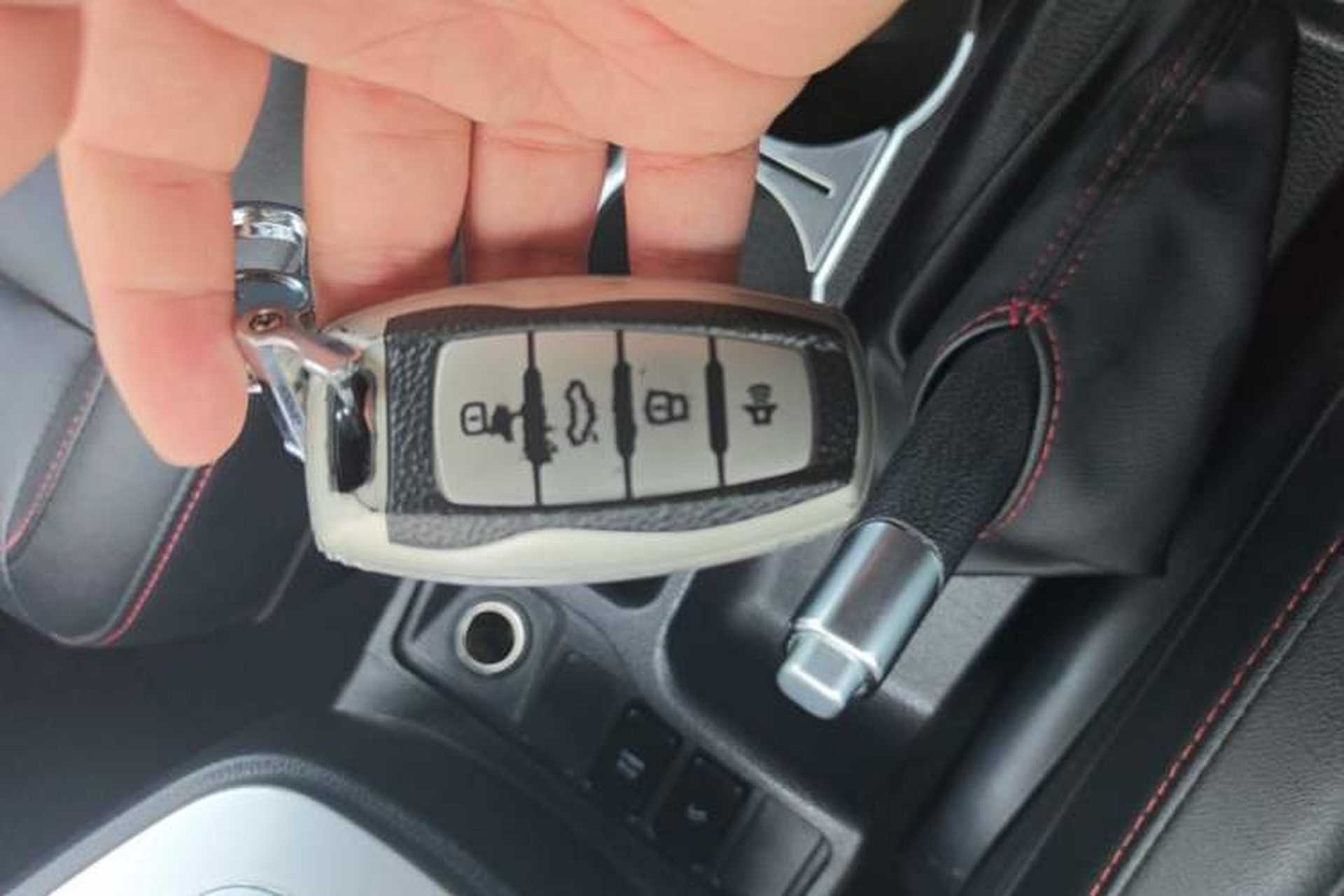 Used Haval M6 2019 1.5T DCT Two-Wheel Drive Elite Version China VI Standard Vehicle Key