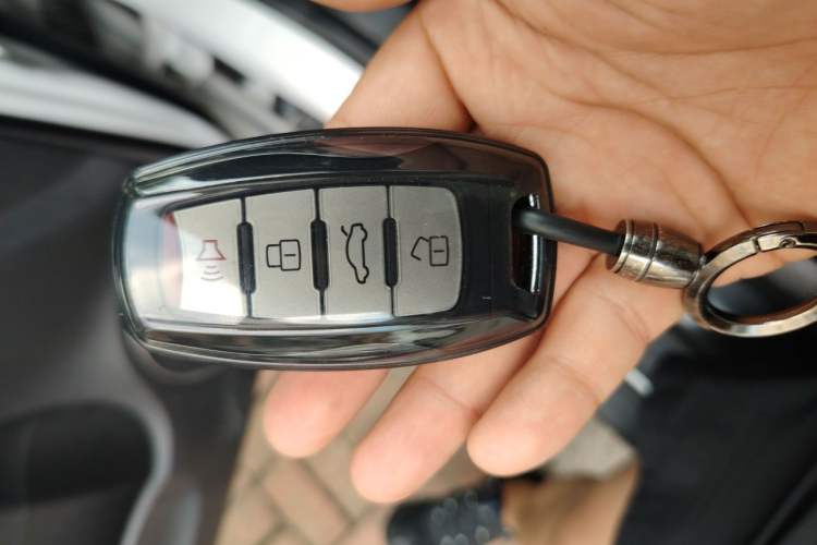 Used Haval M6 2019 1.5T DCT Two-Wheel Drive Elite Version China VI Standard Vehicle Key