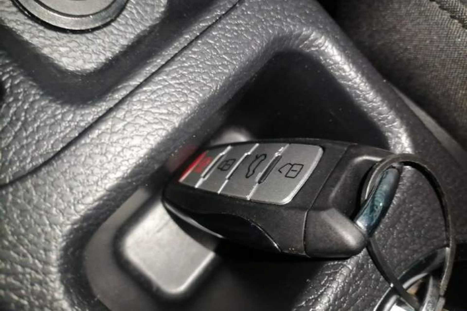 Used Haval M6 2019 1.5T Manual Two-Wheel Drive Elite Version China VI Standard Vehicle Key