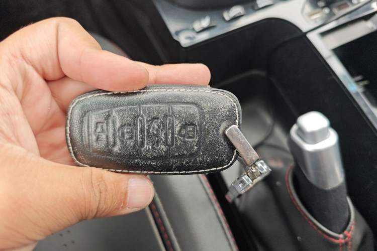 Used Haval M6 2019 1.5T DCT Two-Wheel Drive Elite Version China VI Standard Vehicle Key