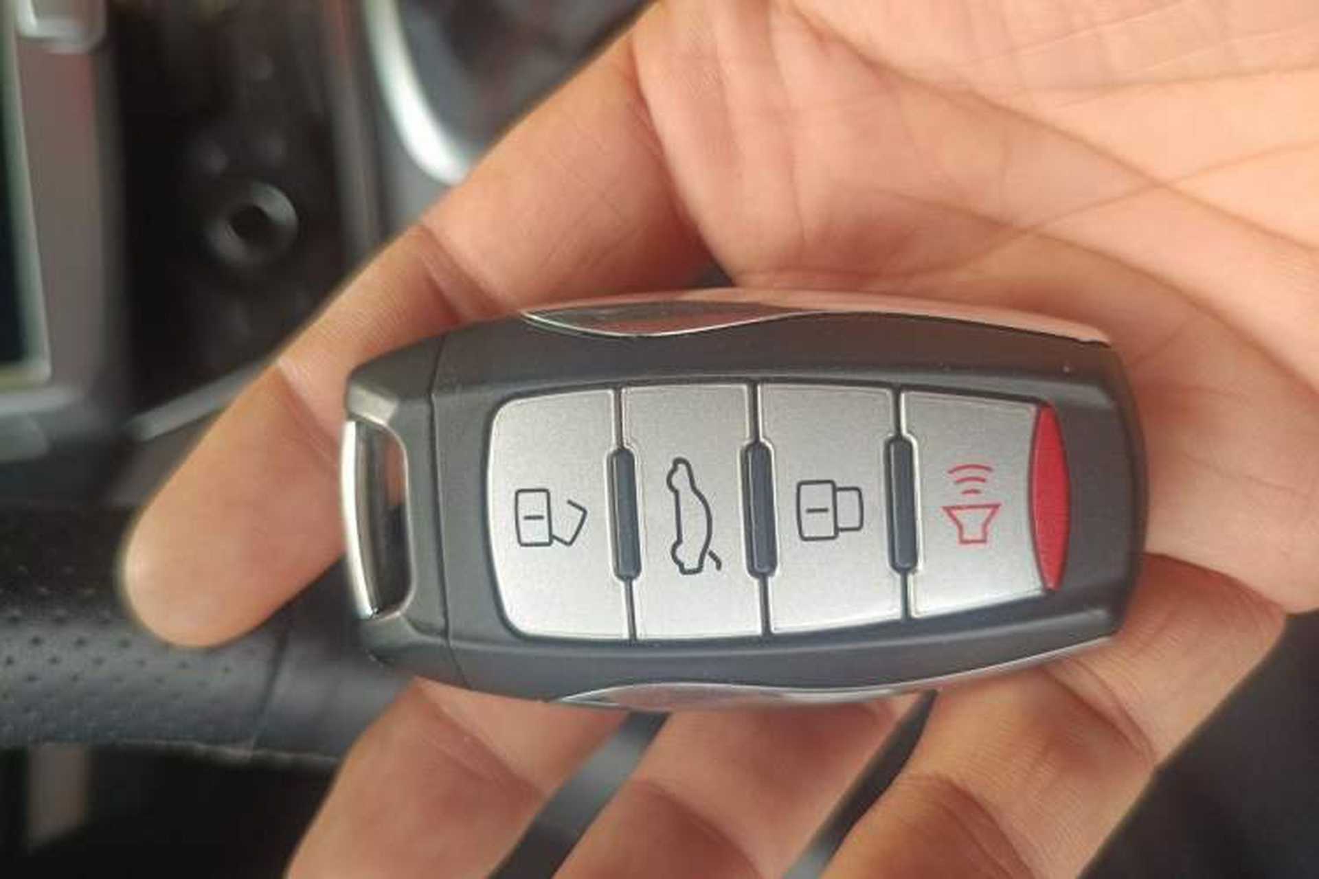 Used Haval M6 2019 1.5T Manual Two-Wheel Drive Urban Version China VI Standard Vehicle Key