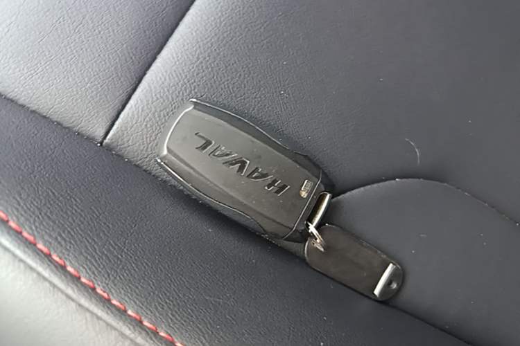 Used Haval M6 2019 1.5T Manual Two-Wheel Drive Elite Version China V Standard Vehicle Key