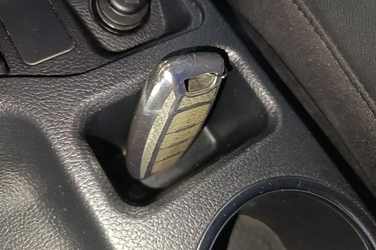 Used Haval M6 2019 1.5T DCT Two-Wheel Drive Elite Version China VI Standard Vehicle Key