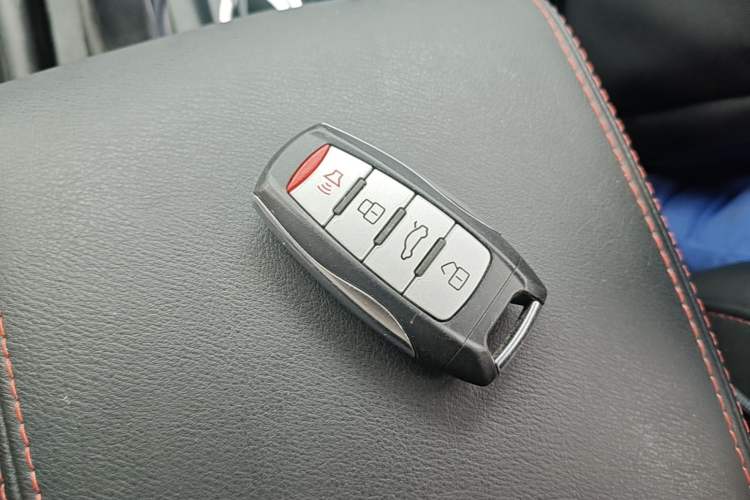 Used Haval M6 2019 1.5T Manual Two-Wheel Drive Elite Version China VI Standard Vehicle Key