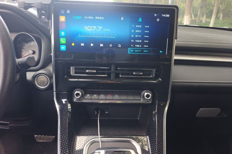 Used Haval M6 2021 PLUS 1.5T DCT Elite Smart Connectivity Model Audio And AC Panel