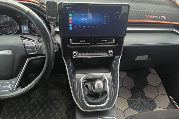 Used Haval M6 2021 PLUS 1.5T Manual Elite Smart Connectivity Model Audio And AC Panel