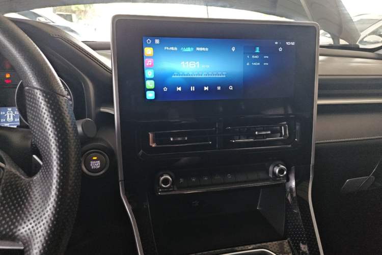 Used Haval M6 2021 PLUS 1.5T DCT Elite Smart Connectivity Model Audio And AC Panel