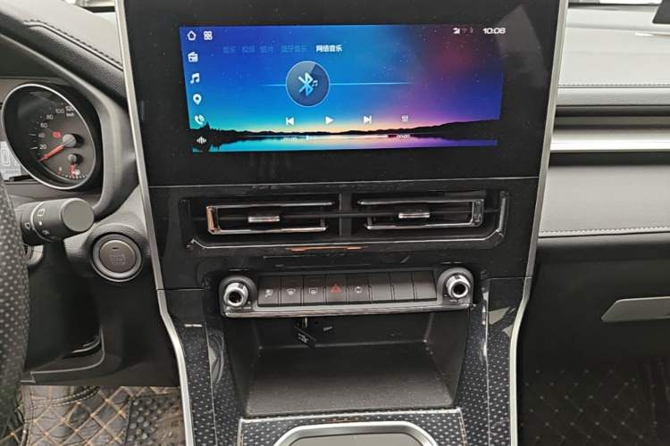 Used Haval M6 2021 PLUS 1.5T DCT Comfort Edition Audio And AC Panel