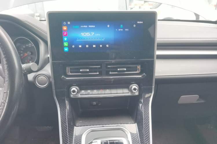 Used Haval M6 2021 PLUS 1.5T DCT Elite Smart Connectivity Model Audio And AC Panel