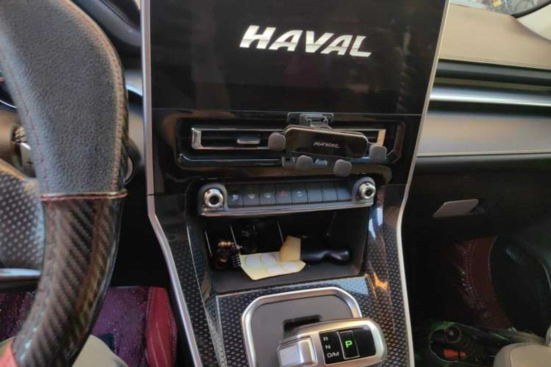 Used Haval M6 2021 PLUS 1.5T DCT Elite Smart Connectivity Model Audio And AC Panel
