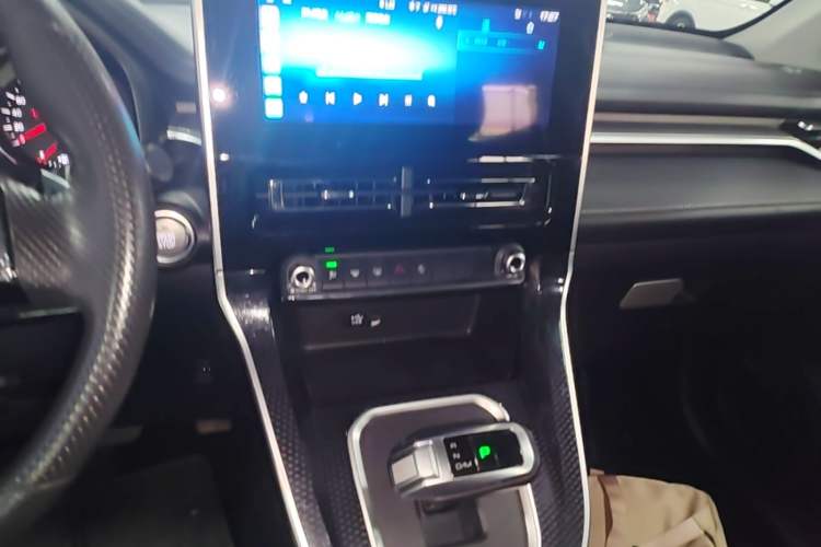 Used Haval M6 2021 PLUS 1.5T DCT Comfort Edition Audio And AC Panel