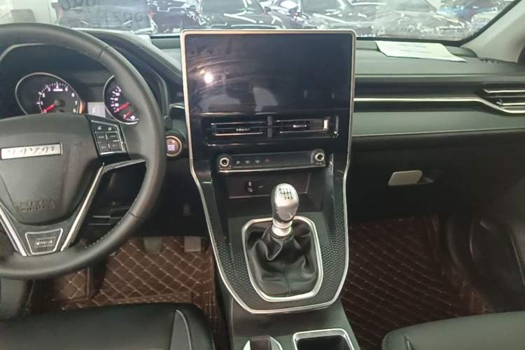 Used Haval M6 2021 PLUS 1.5T Manual Luxury Smart Connectivity Model Audio And AC Panel