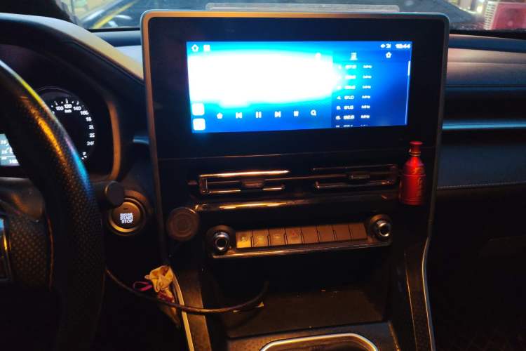 Used Haval M6 2021 PLUS 1.5T Manual Elite Smart Connectivity Model Audio And AC Panel