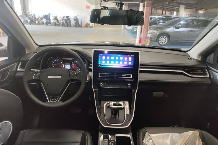 Used Haval M6 2021 PLUS 1.5T DCT Luxury Smart Connectivity Model Center Console